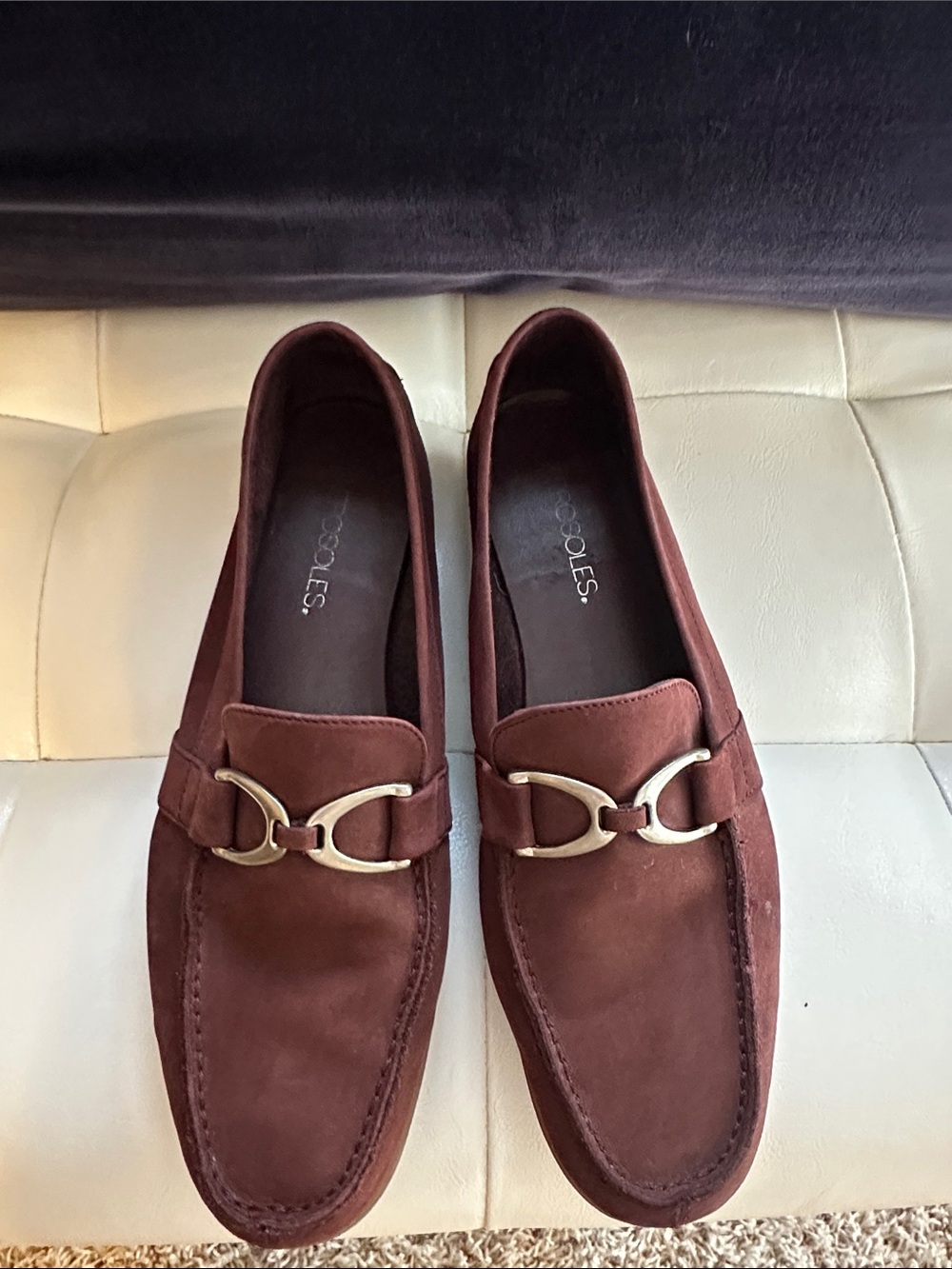 AEROSOLES Burgundy Suede Loafers